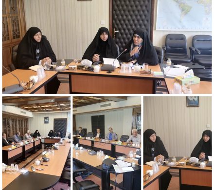 نشست رییس کانون عالی انجمن های صنفی کارگران ایران و جمعی دیگر از نمایندگان تشکل‌های بازنشستگان و کارگری با نمایندگان مجلس در مرکز پژوهش های مجلس شورای اسلامی