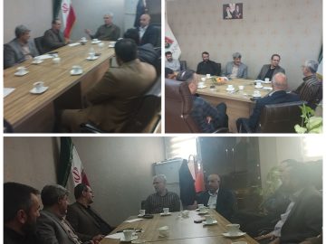 گزارش تصویری از برگزاری اولین نشست جناب آقای چراغی رییس کمیته تخصصی حمل و نقل کانونعالی انجمن های صنفی کارگران و مسئولان بسیج کارگری کشور و برخی مسئولان در شهرستان بهارستان با موضوع بررسی مشکلات رانندگان حمل کالا و راه های برون رفت از آن