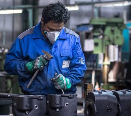 ۷۰ درصد کارگران برای تامین معیشت شغل دوم دارند