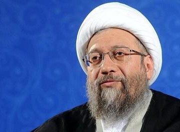 انتقاد آملی لاریجانی به افزایش ۲۰ درصدی حقوق کارگران : با این حقوق نیمی از مایحتاج خانواده را هم نمی‌توانند بدهند