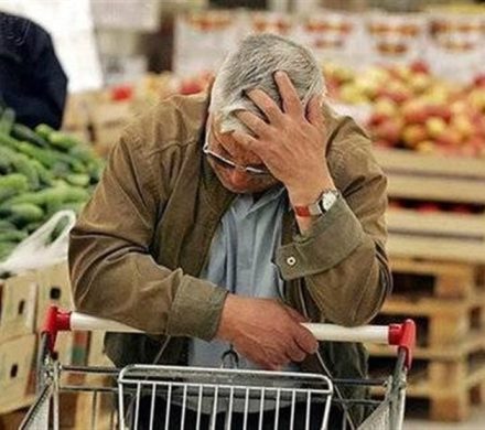 فقر عمومی سفره کارگران را کوچک کرده است