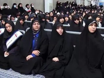 حضور رئییس کانون عالی انجمن های صنفی کارگران ایران در دیدار کارگران با رهبر انقلاب