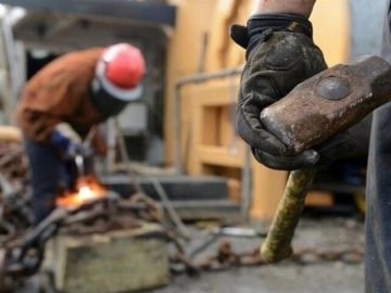 کارگران روزمزد، بیصداهای بازار کار