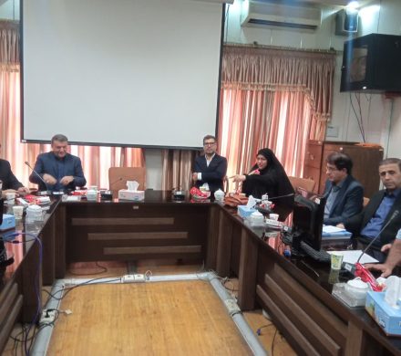 نشست هم اندیشی با نمایندگان کارگران ساختمانی