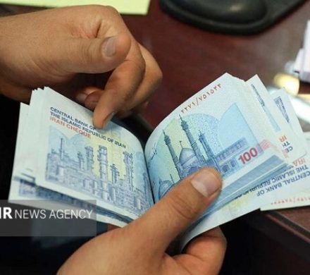 چرا حقوق بازنشستگان تأمین اجتماعی از قانون عقب افتاد؟