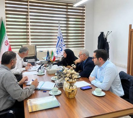 بررسی اصلاح قانون کار در نشست کانون عالی انجمنهای صنفی کارگران با دکتر سراج عضو کمیسیون اجتماعی مجلس